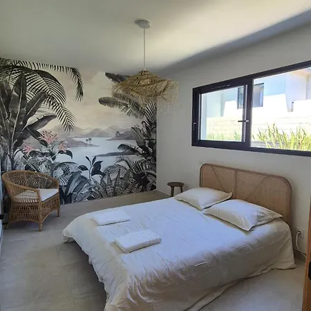 Villa Camarines *